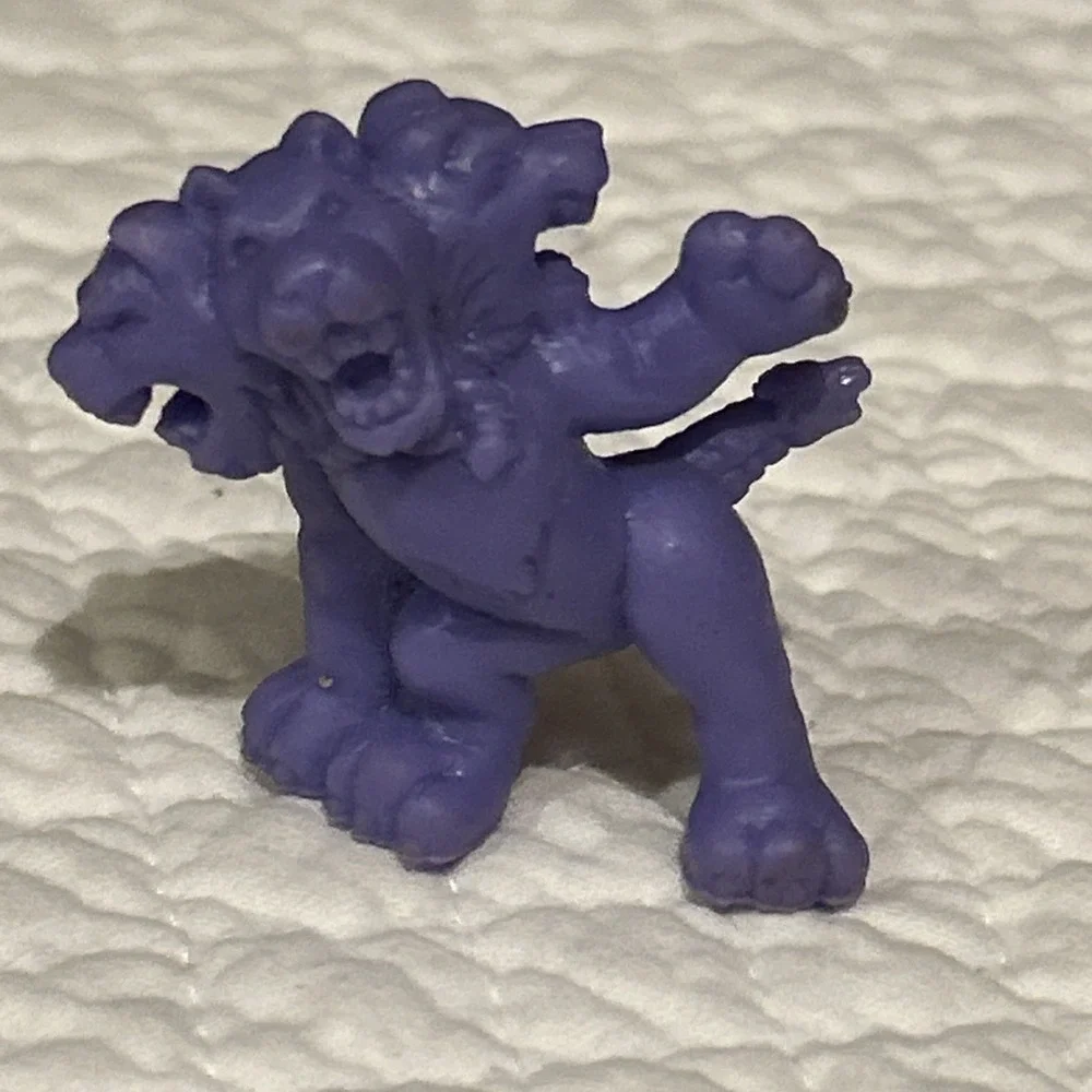 1990 Matchbox Monster in My Pocket Series 1 - Purple Cerberus #28 MIMP Dog‎